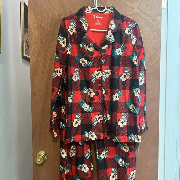 Disney Mickey & Minnie Flannel Winter Pajamas NWT Adult size L - Picture 1 of 4
